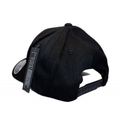 On2Crew Snapback - Black/White/Red